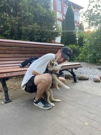  ,   Sasha, 25 ,   
