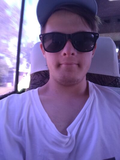  ,   Viktor, 27 ,     , c , 