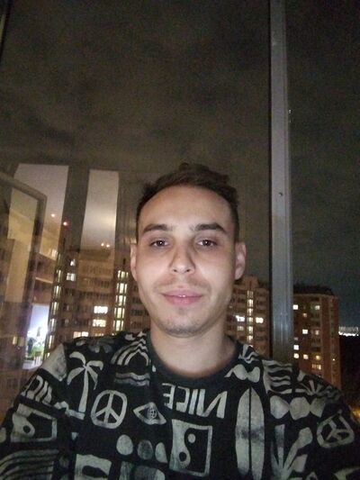  ,   Johnny, 30 ,   ,   