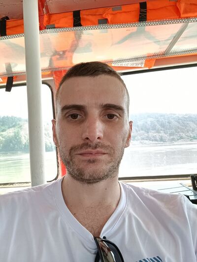  ,   , 33 ,   c 