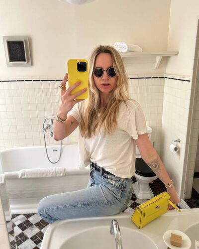  ,   , 28 ,   c 