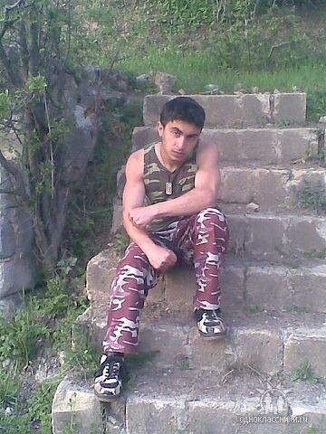  ,   Robert, 33 ,   