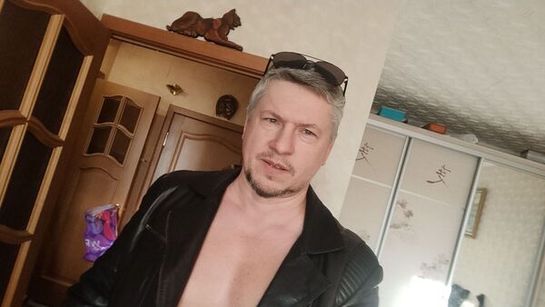  ,   Patrik, 43 ,   ,   