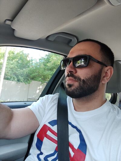  ,   Maks, 33 ,   ,   , c 