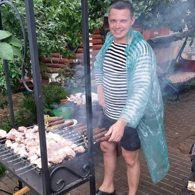  ,   Ilya, 41 ,   ,   , c , 