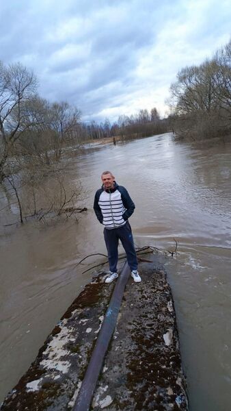  ,   Eduard, 40 ,   ,   