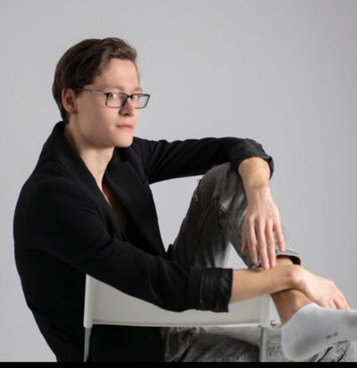  Horrweiler,   Nikita, 25 ,   ,   , c 