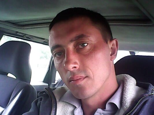  ,   Igor, 47 ,   