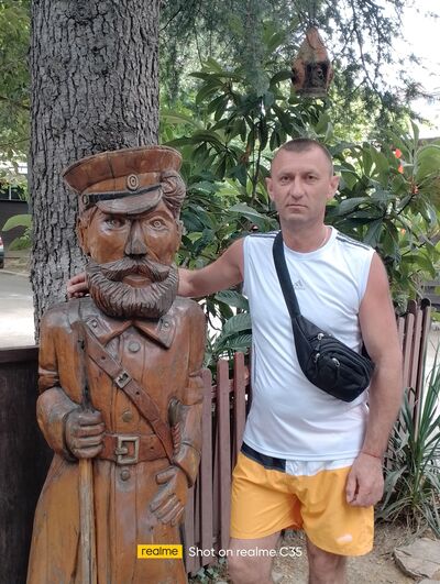  ,   Ivan, 43 ,   ,   , c 