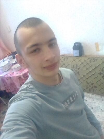 ,   Kolya, 19 ,   ,   
