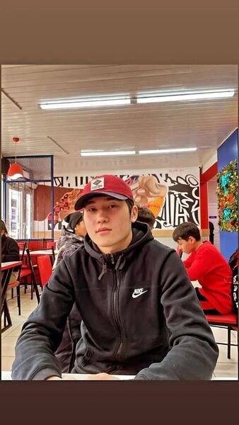  ,   Nurken, 22 ,   ,   