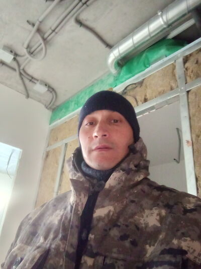  ,   Boburjon, 34 ,   ,   