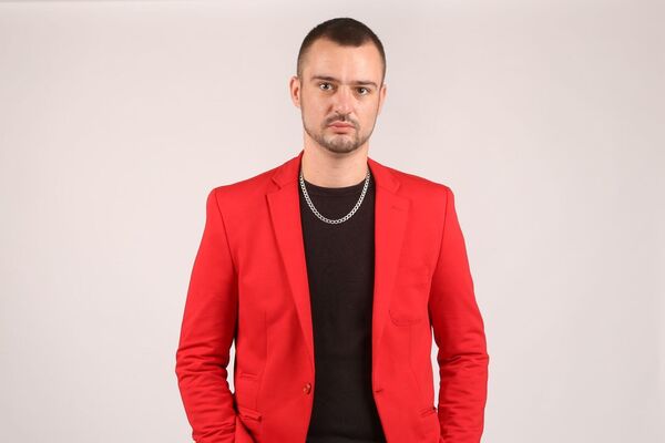  ,   Alex, 31 ,   ,   