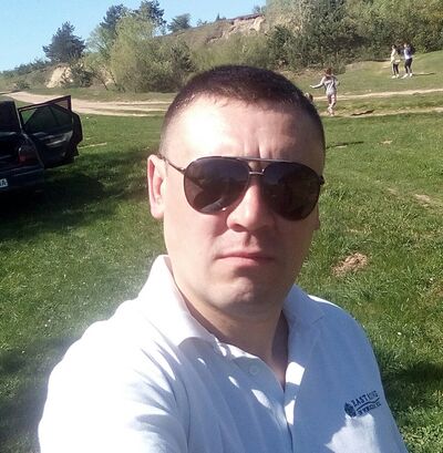  ,   Dima, 39 ,   