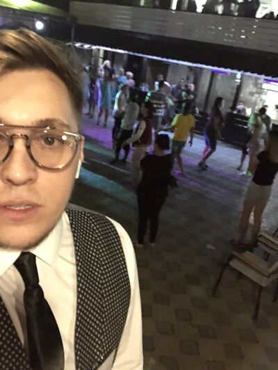  ,   , 28 ,   ,   