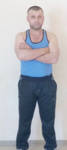  ,   Valeri, 45 ,   ,   
