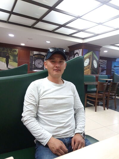  ,   Erlan, 37 ,   ,   , c 