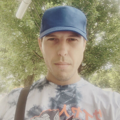  ,   Alexander, 32 ,   ,   , c 