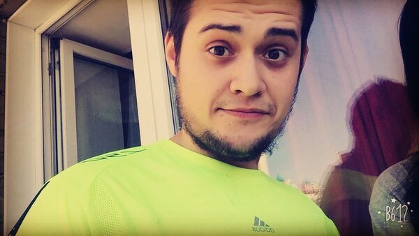  ,   Anton, 28 ,   , 
