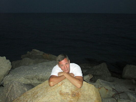  ,   Vlad, 51 ,   ,   , c 