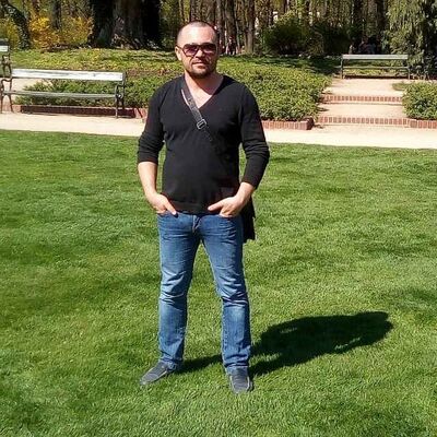  ,   Dima, 39 ,   