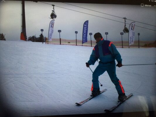  ,   Viktor, 67 ,   ,   , c 