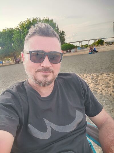 ,   Erhan, 43 ,   ,   