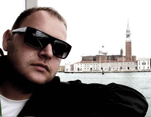  ,   Oleg, 39 ,   ,   