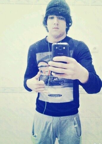  -,   Ali, 31 ,   