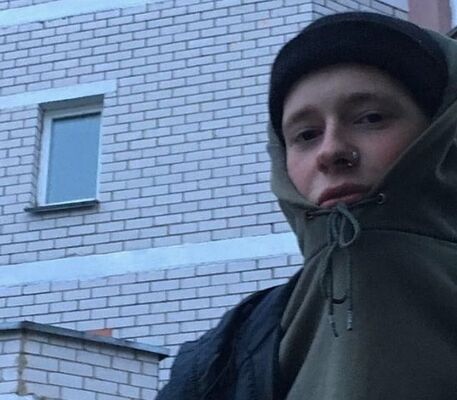  ,   AntonPowder, 24 ,   ,   