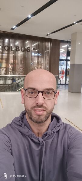  ,   Anatolii, 37 ,   ,   , c , 