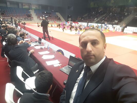  ,   Vugar, 41 ,   ,   , c 