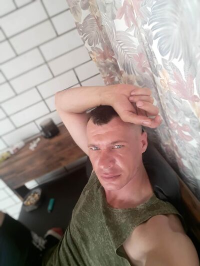  ,   Vit, 37 ,   ,   
