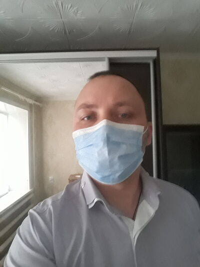  ,   Kirill, 43 ,   ,   