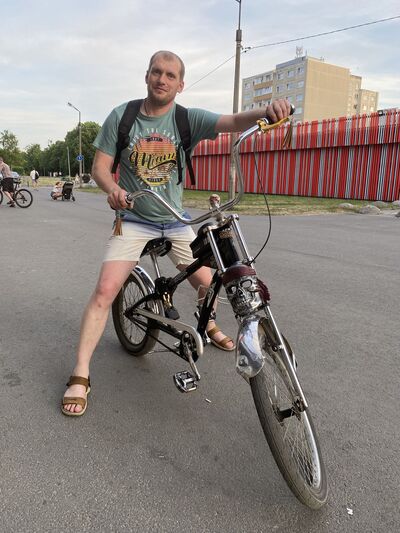  ,   Pasha, 40 ,   ,   