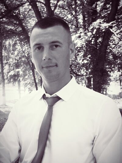  ,   Aleks, 32 ,   