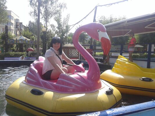  ,   Natika, 39 ,  