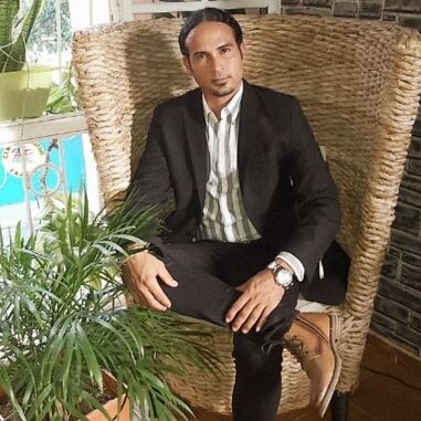      ,   Marco, 38 ,   ,   