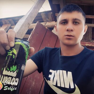  ,   Aleksandr, 25 ,   ,   , c 