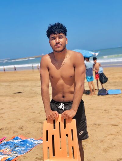  ,   Chouaib, 24 ,   ,   , c 