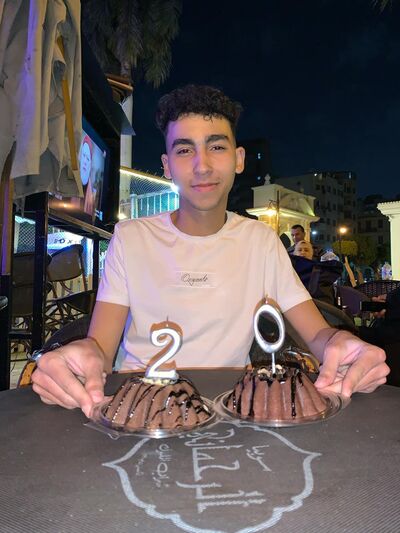  ,   Abdelrahman, 20 ,   ,   , c 
