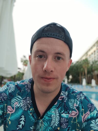  ,   Kostyan, 35 ,   ,   , c 