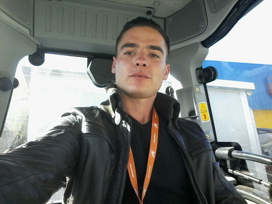  ,   Andrei, 29 ,  