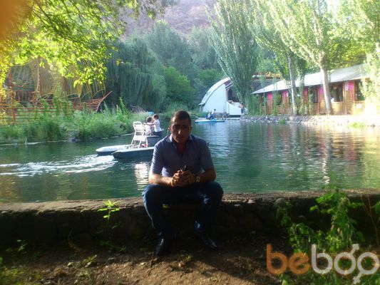  ,   Artur, 45 ,  