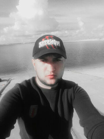  ,   Rus, 28 ,   