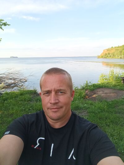  ,   Nikolay, 41 ,   ,   