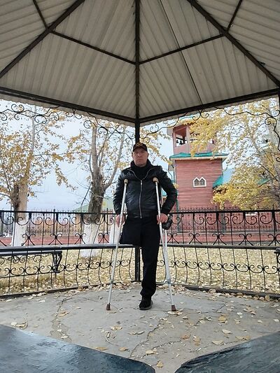  ,   Viktor, 45 ,     , c , 