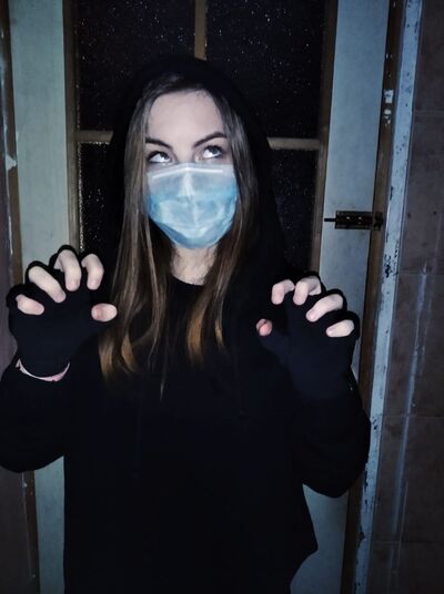  ,   Dasha, 23 ,   