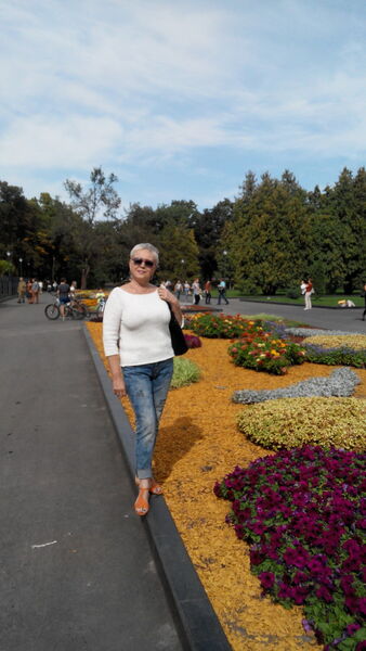  ,   Alla, 64 ,  