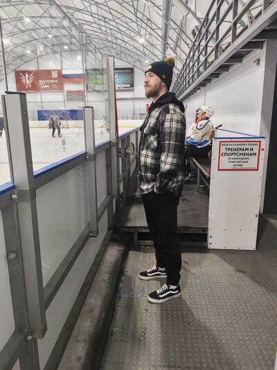  ,   Mikhail, 30 ,   ,   